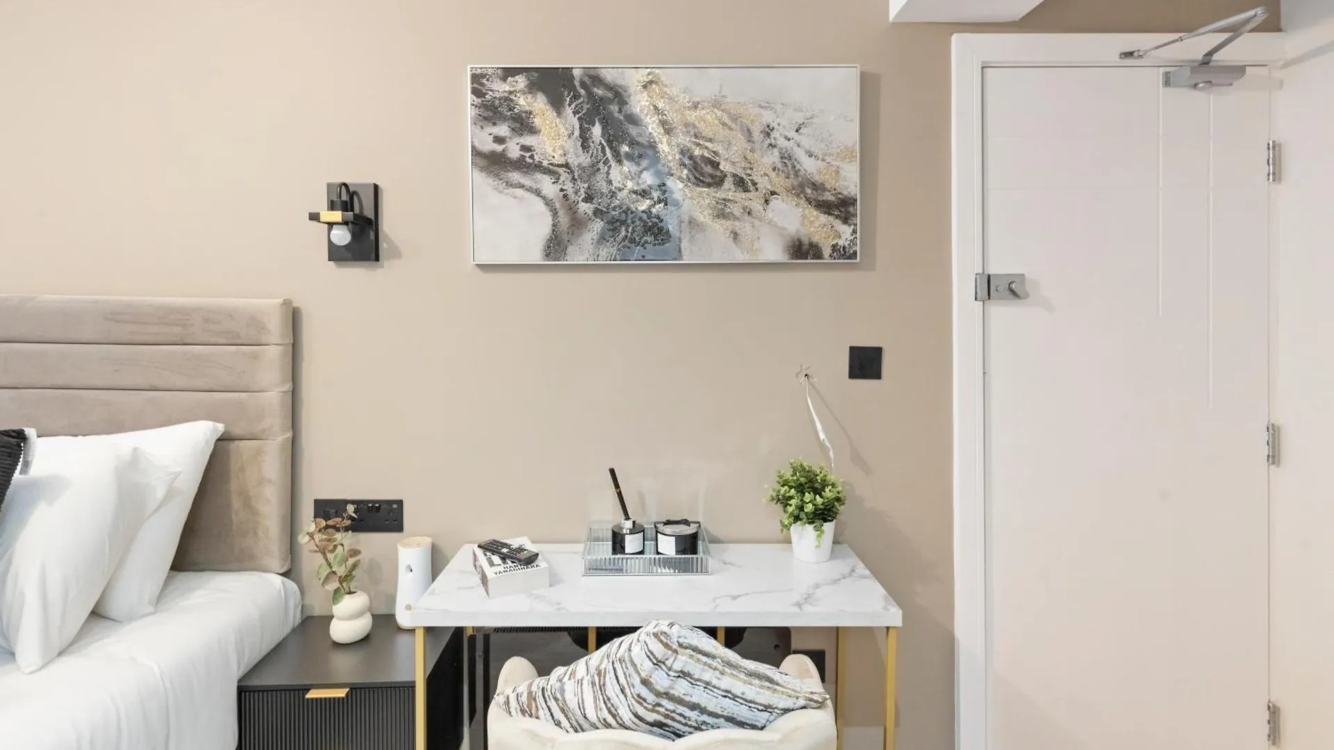 Urban Duo Escape: Trendy Studio With Twin Beds London 0*,  United Kingdom